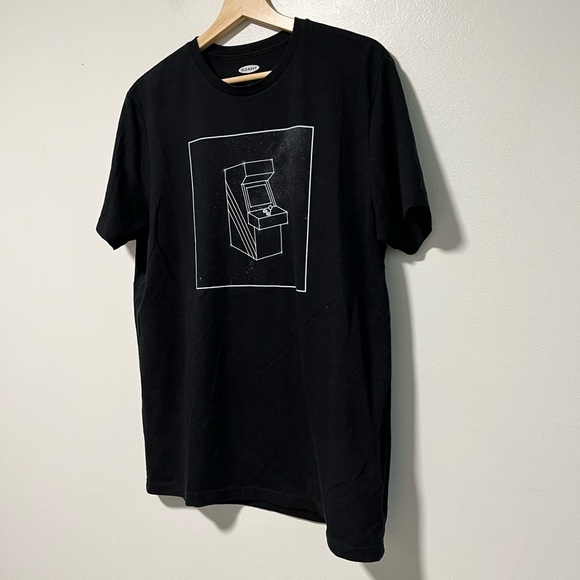 Old Navy Men’s Arcade Graphic T-Shirt M – Black Soft-Wash Cotton Blend - Picture 6 of 9